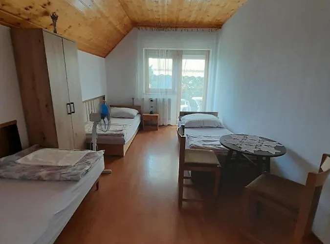 Ilona Vendeghaz * Balatonszabadi Fürdőtelep